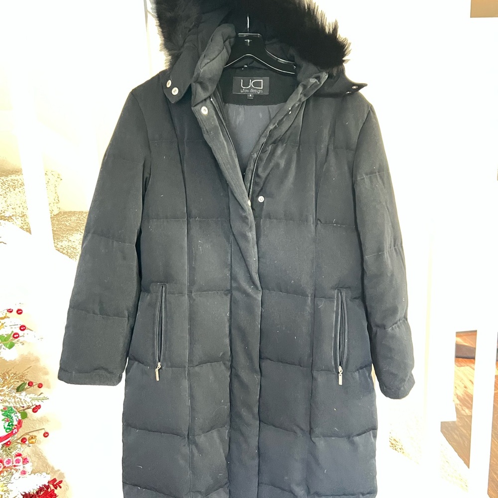 Woman’s Stylish Long Black Puffer Coat with Hood & Belt